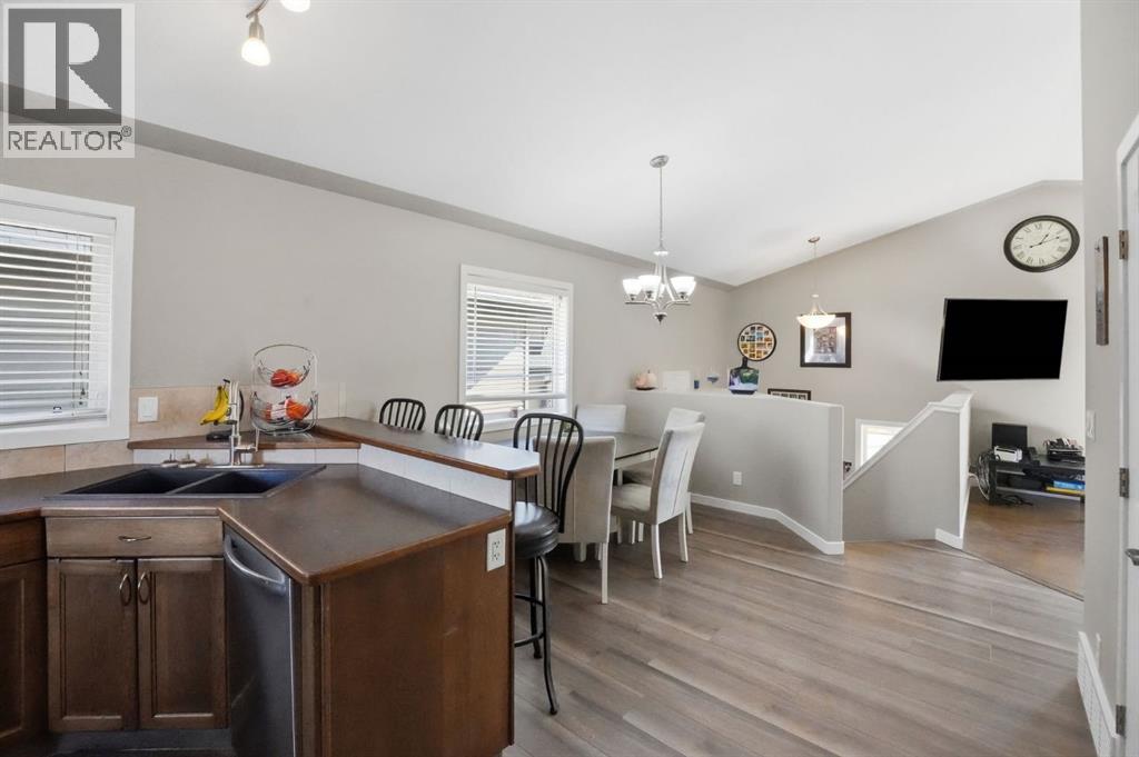 52 Castella Crescent, Red Deer — photo 13