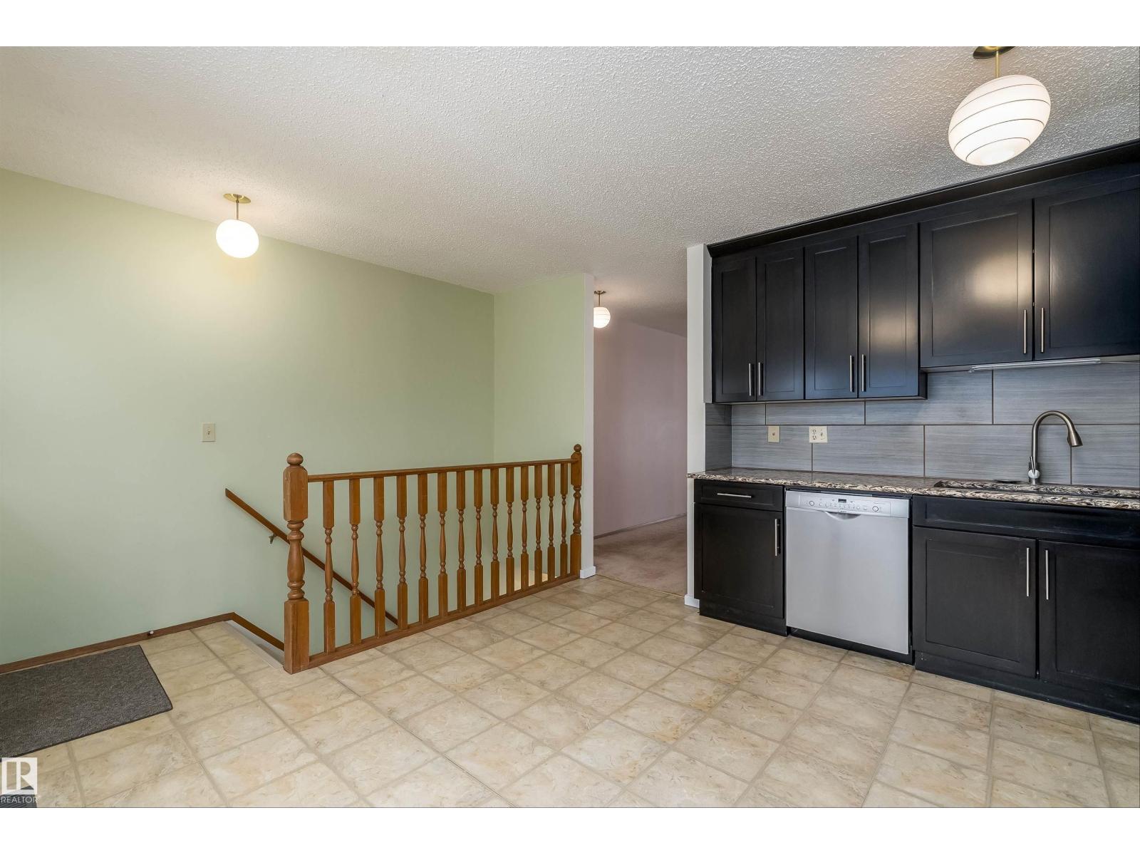 11125 19 AV NW, Edmonton — photo 20
