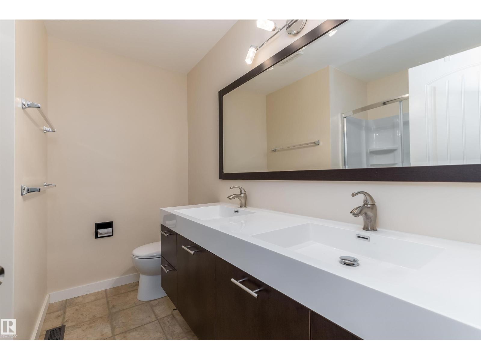 11125 19 AV NW, Edmonton — photo 24