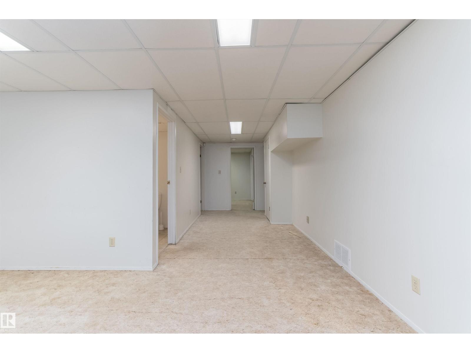 11125 19 AV NW, Edmonton — photo 34
