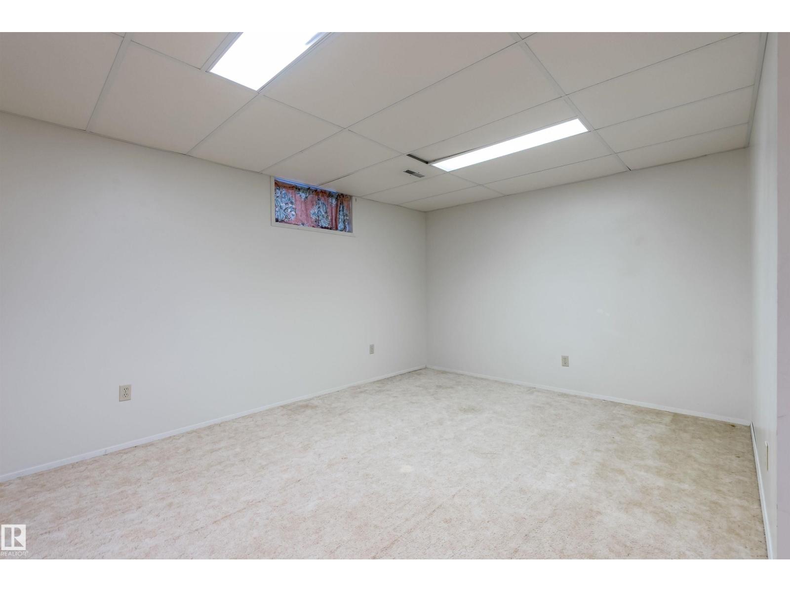 11125 19 AV NW, Edmonton — photo 36