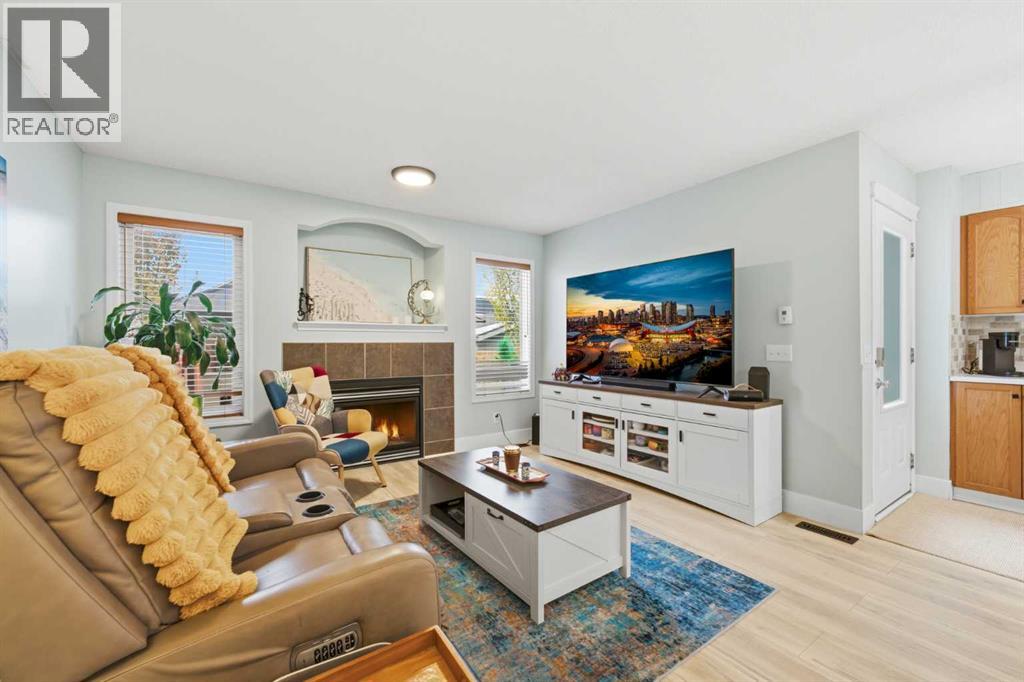 Property photograph 11 for MLS A2355037