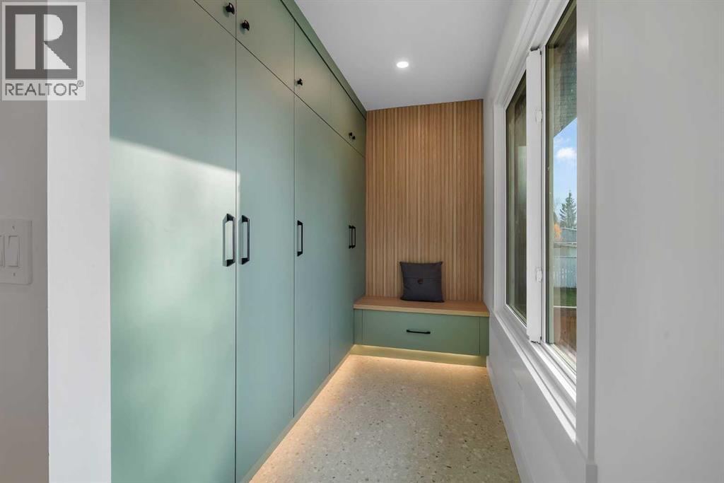 Property photograph 16 for MLS A2355035