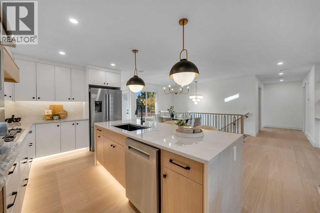 Property photograph 13 for MLS A2355035
