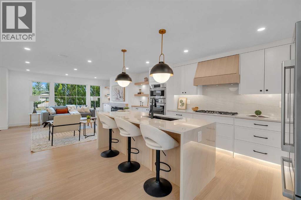 Property photograph 12 for MLS A2355035