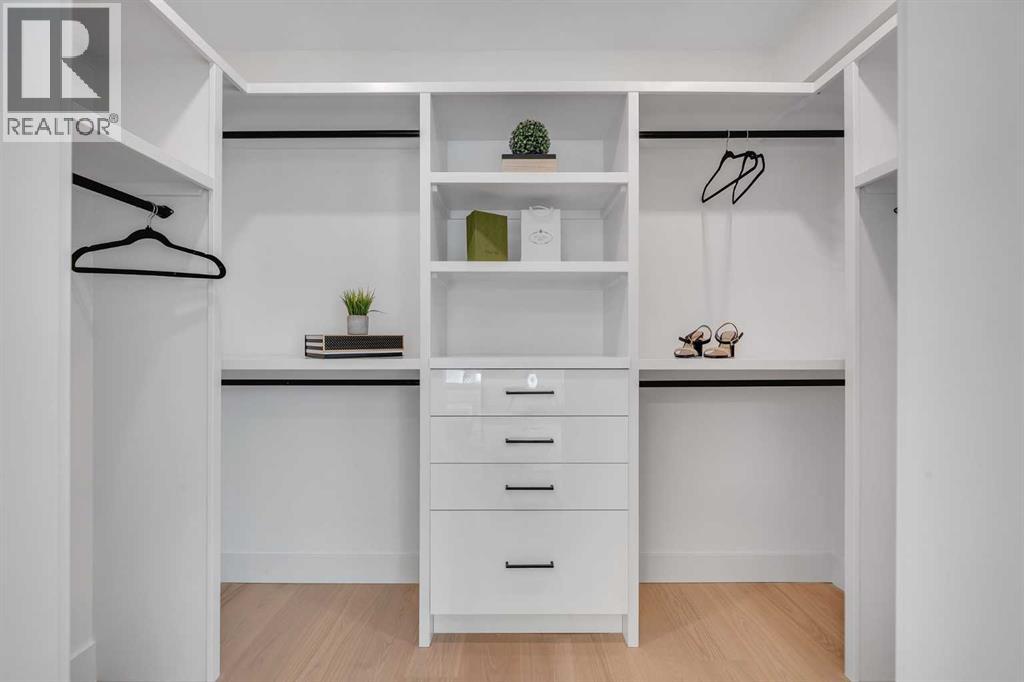Property photograph 21 for MLS A2355035