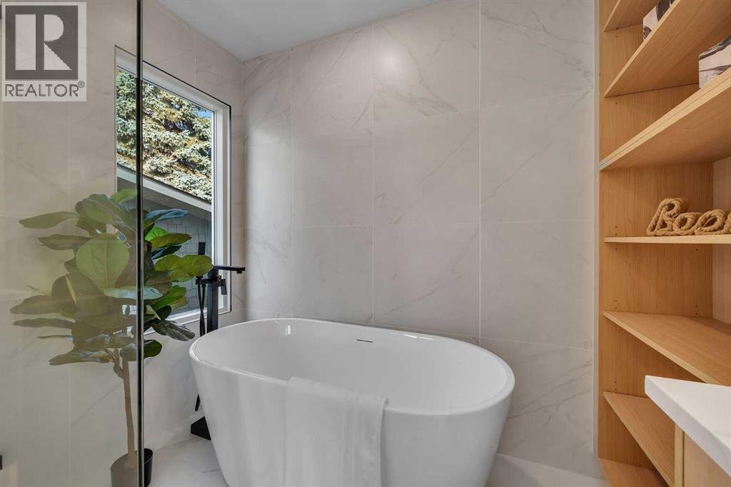 Property photograph 23 for MLS A2355035