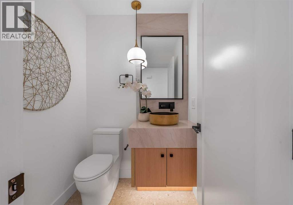 Property photograph 17 for MLS A2355035