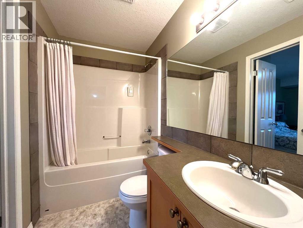 11 SPRINGBANK Terrace SW, Calgary — photo 16