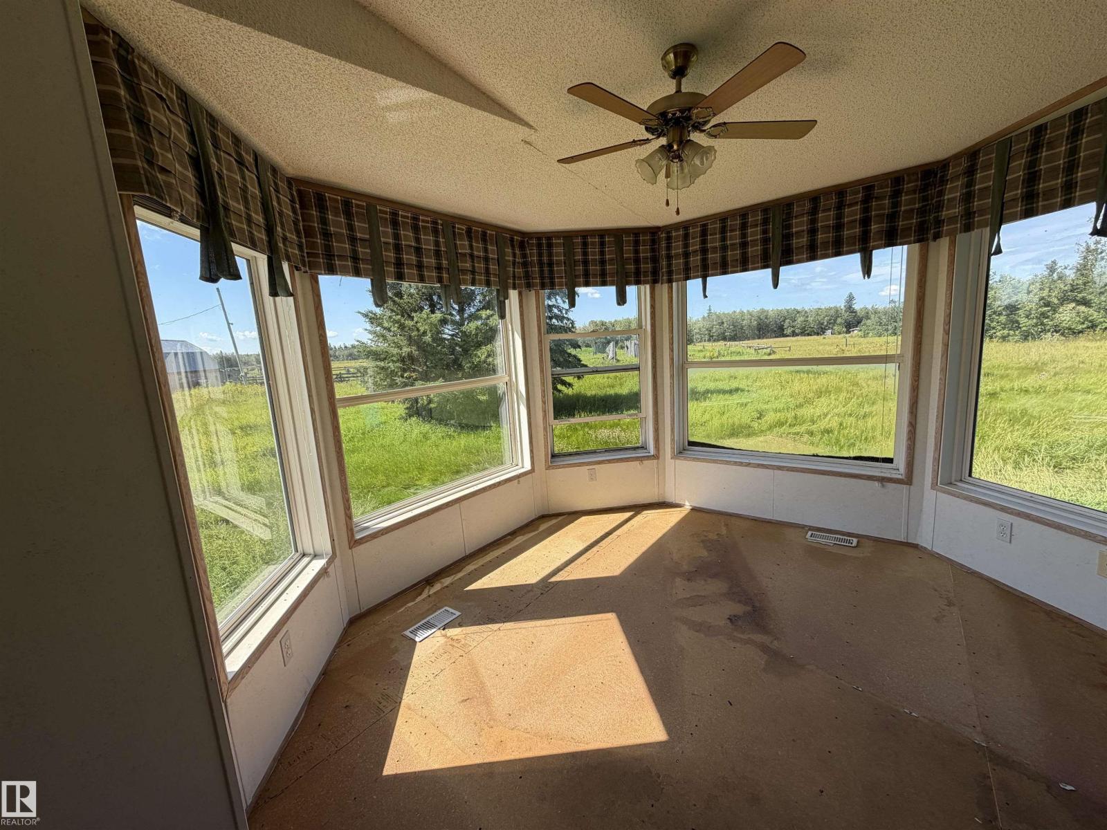 Property photograph 5 for MLS E4514778