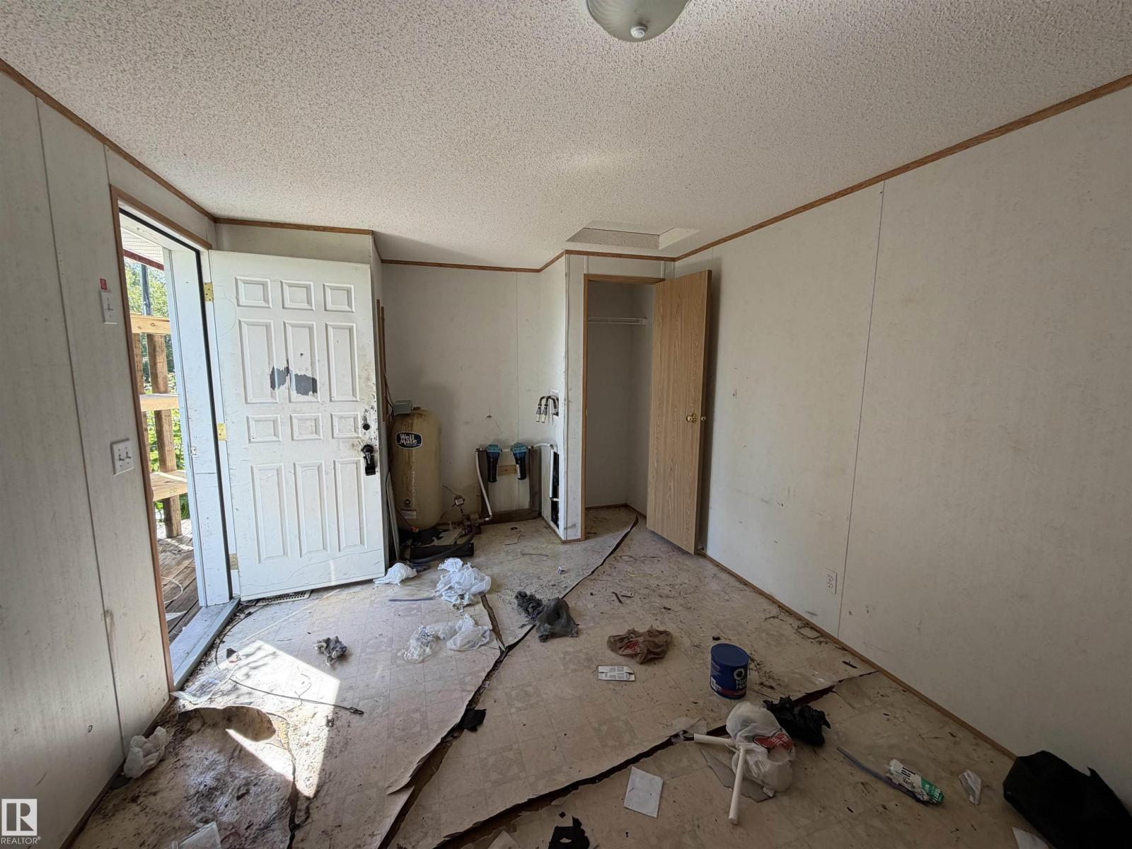 Property photograph 8 for MLS E4514778
