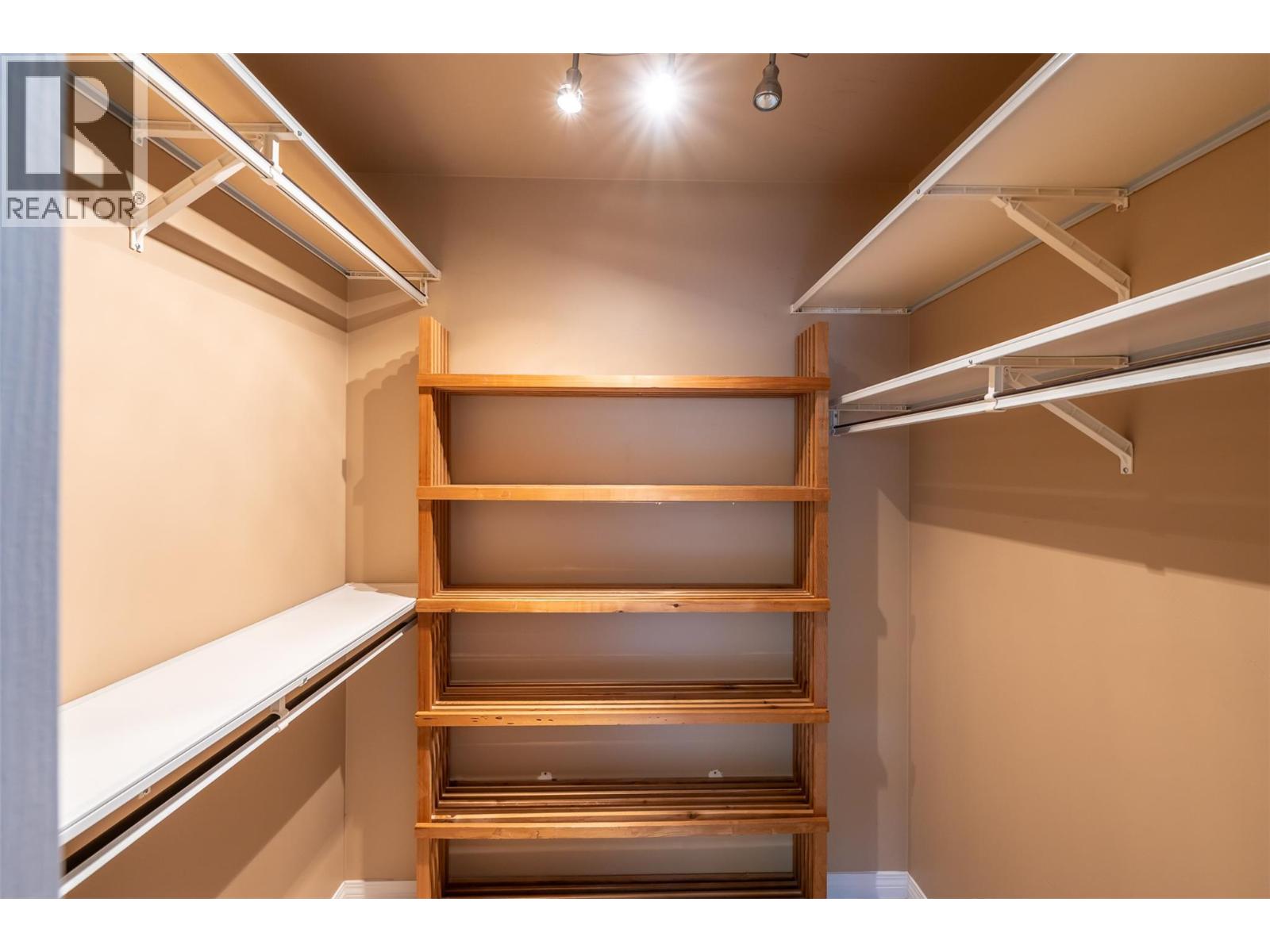 316 Falcon Place, Penticton - Image 1