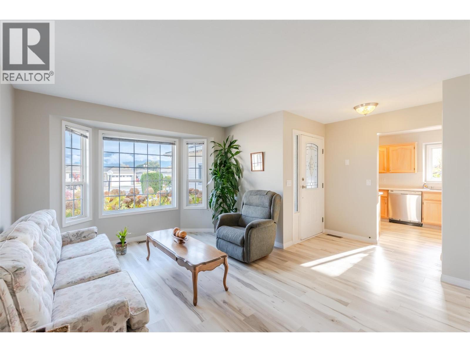 316 Falcon Place, Penticton - Image 1