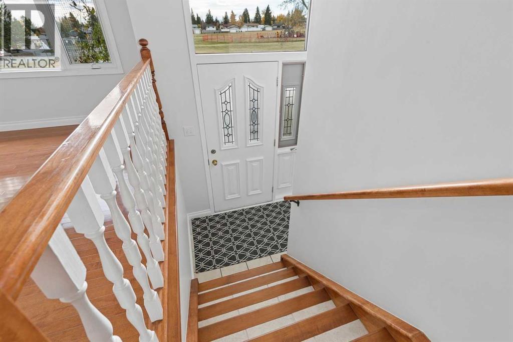 808 Stonehaven Road SW, Calgary — photo 26