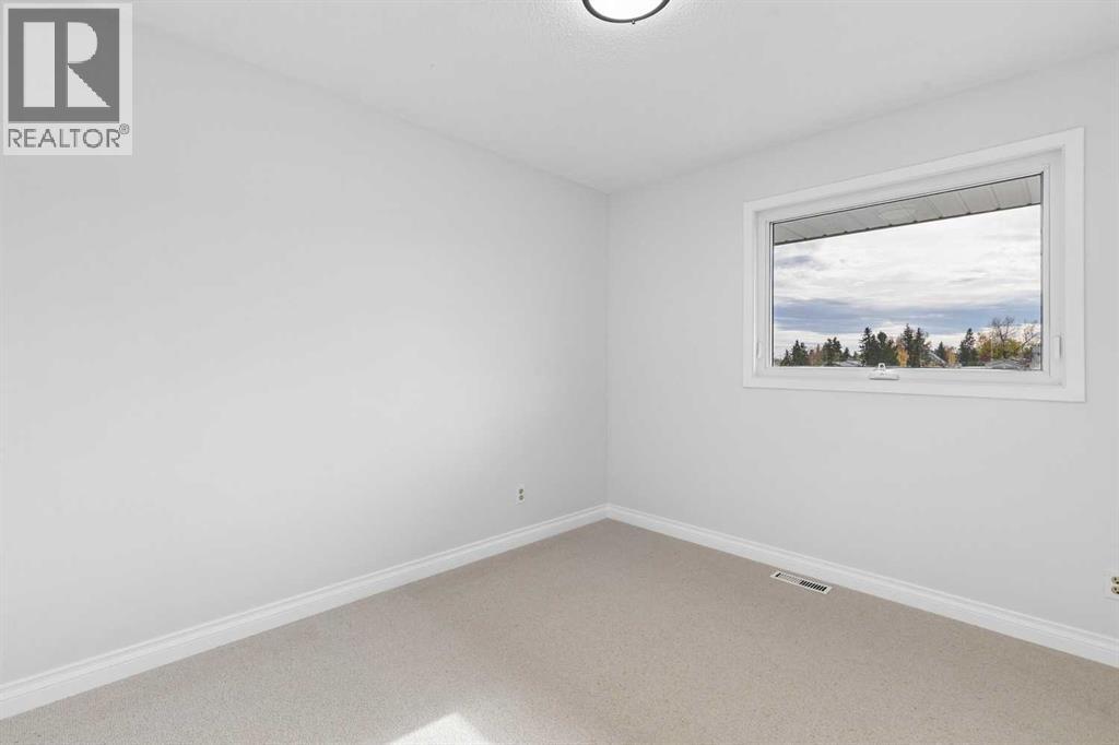 808 Stonehaven Road SW, Calgary — photo 19