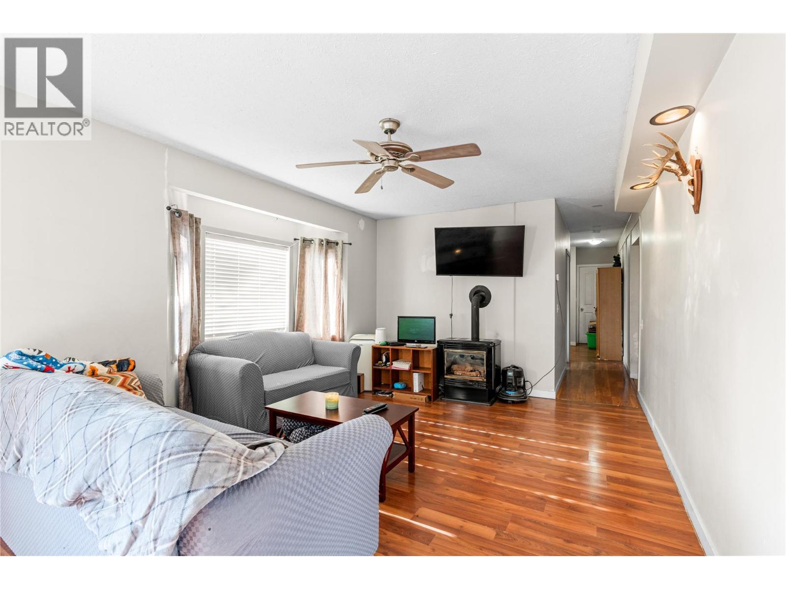  4538 Lansdowne Road, Spallumcheen