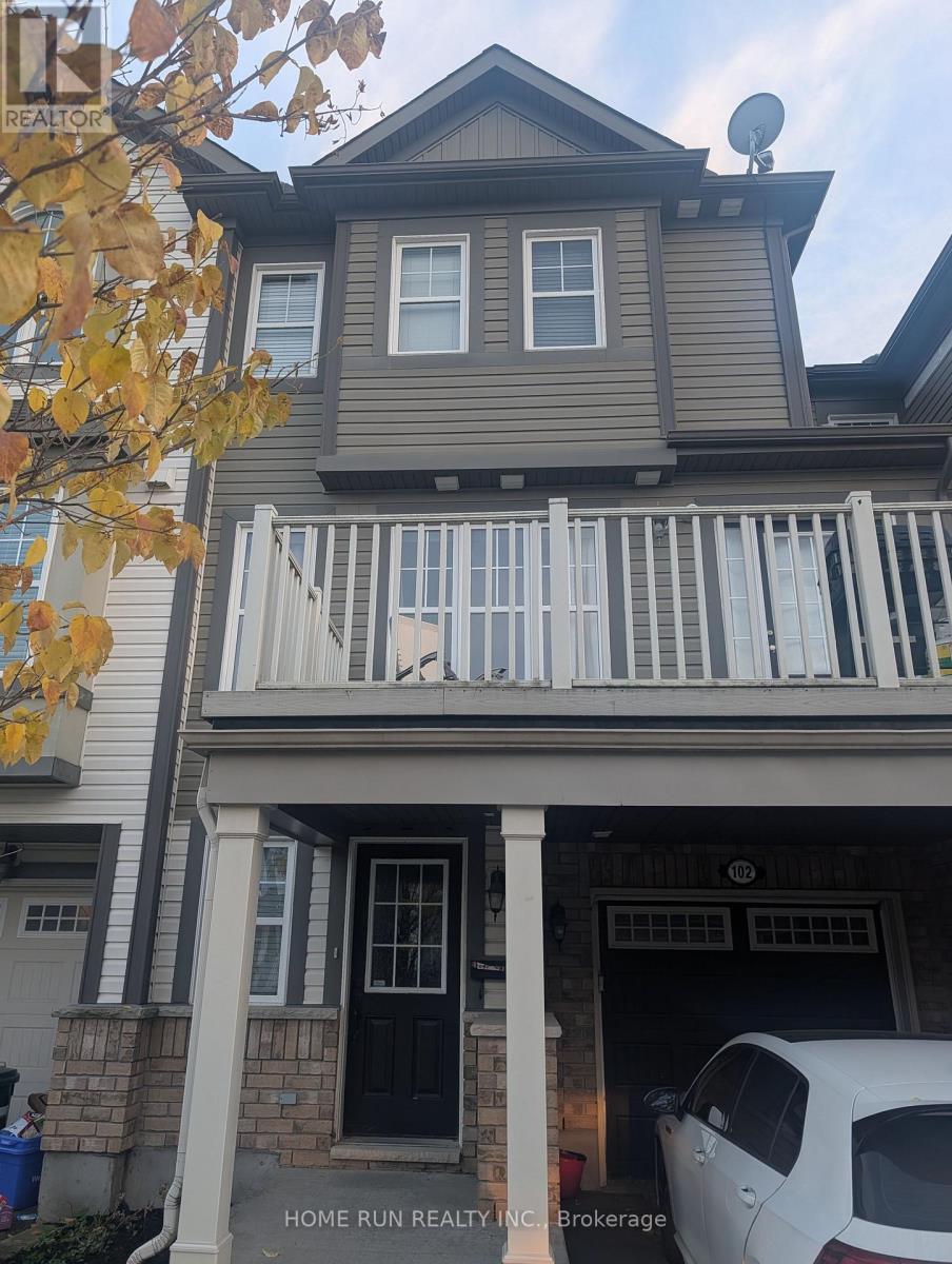 102 SUNSHINE CRESCENT, Ottawa