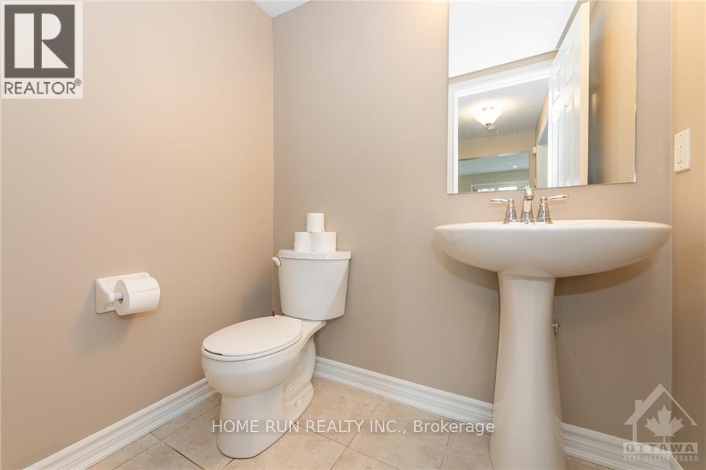 102 SUNSHINE CRESCENT, Ottawa — photo 7