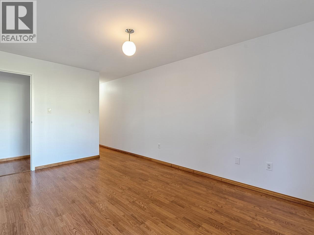 Photo 16 of 106 1844 W 7TH AVENUE