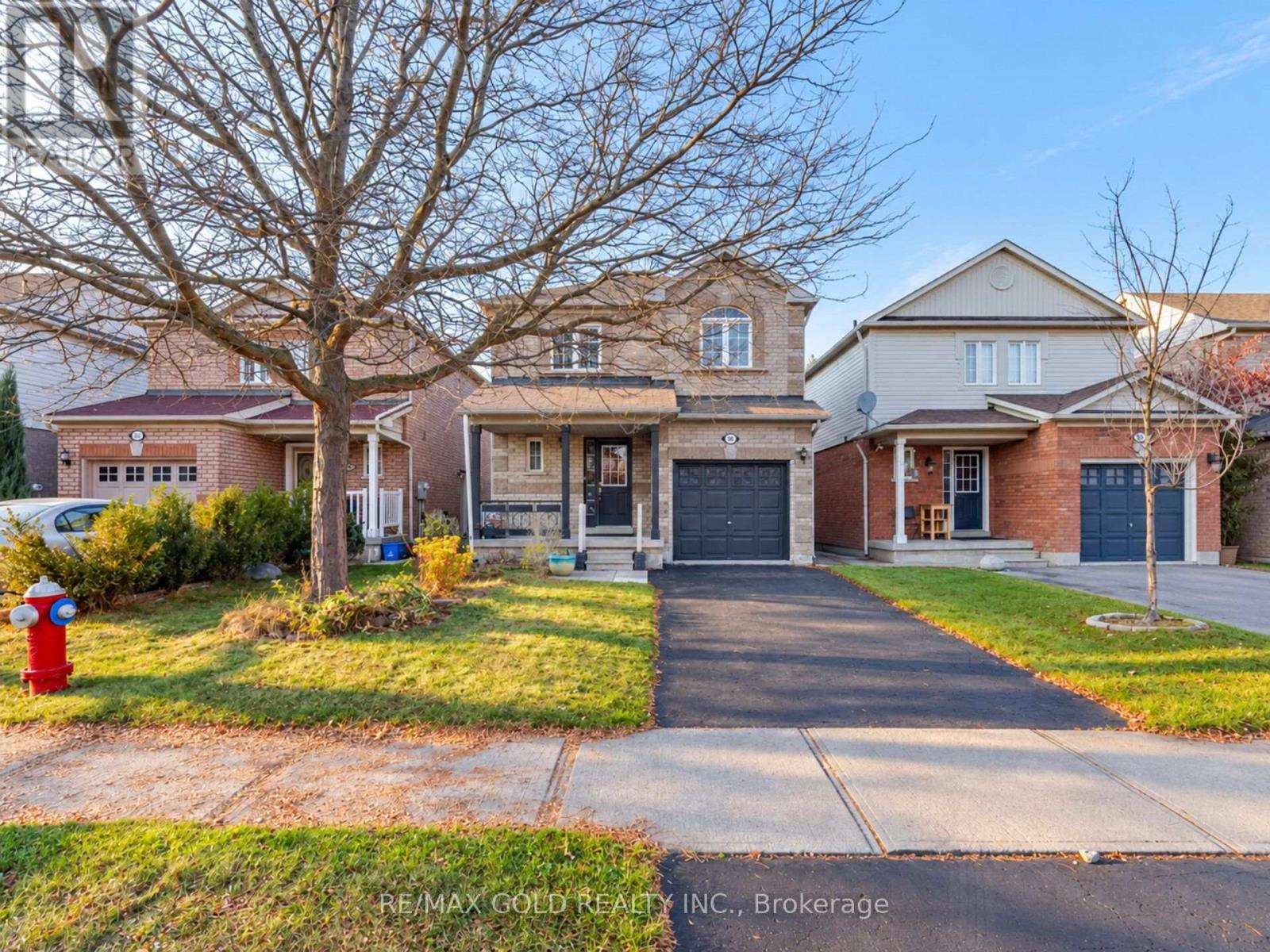 99 WOODHAVEN DRIVE, Brampton (Fletcher's Meadow) — photo 2