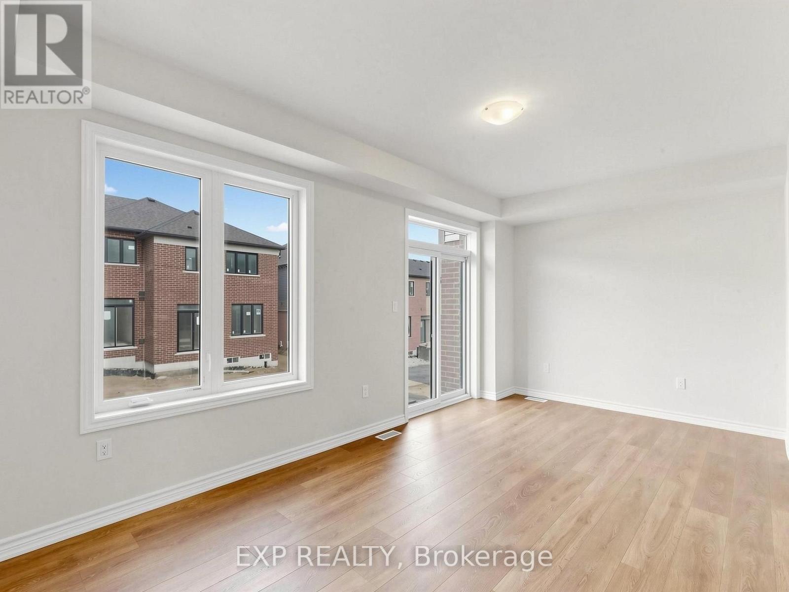1915 UPPER THAMES DRIVE, Woodstock (Woodstock - North) — photo 4
