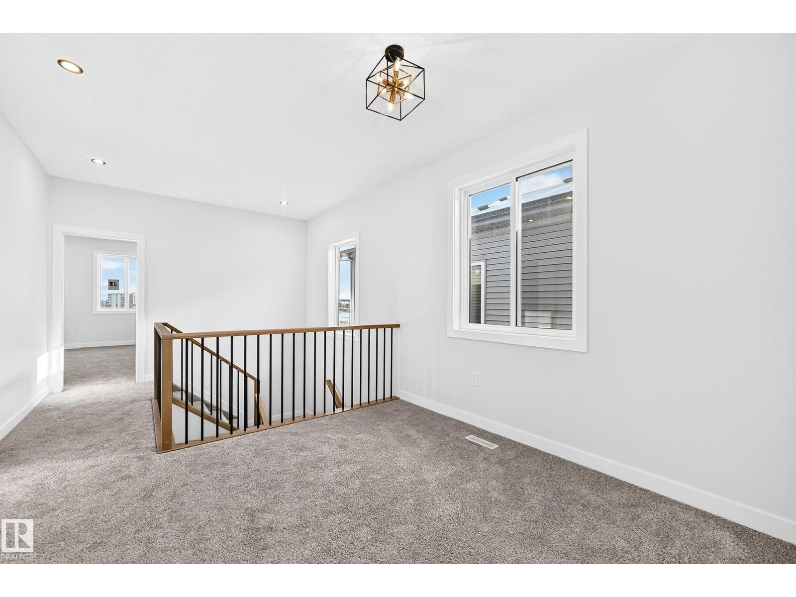Property photograph 38 for MLS E4514784