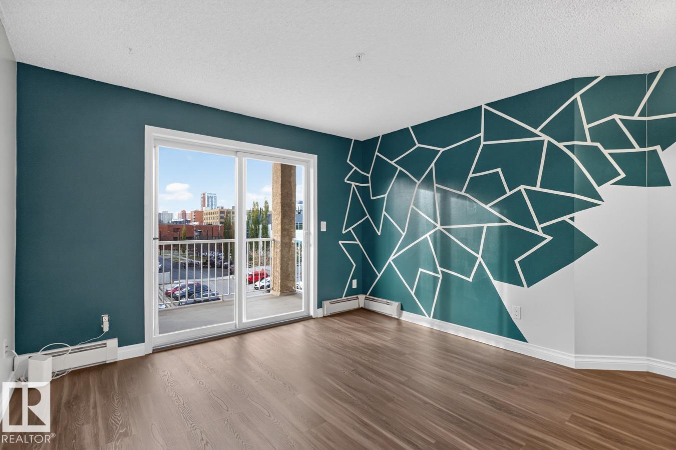 Property photograph 16 for MLS E4514728