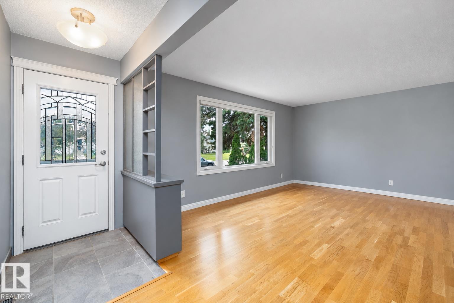 Property photograph 10 for MLS E4514788