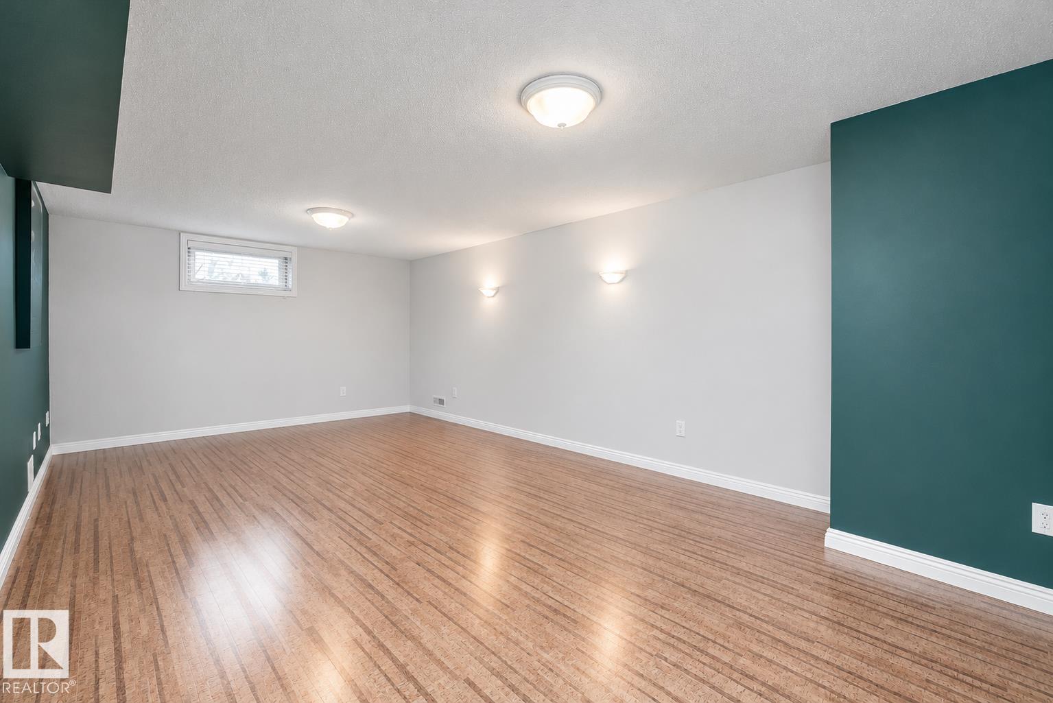 Property photograph 37 for MLS E4514788