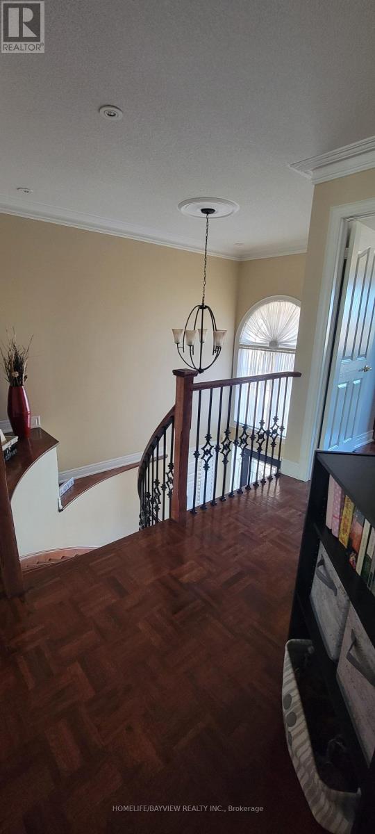 22 ROYAL RIDGE CRESCENT, Vaughan (Maple) — photo 11