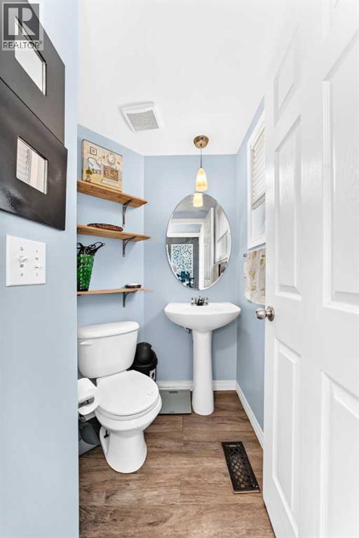 1037 New Brighton Gardens SE, Calgary — photo 16