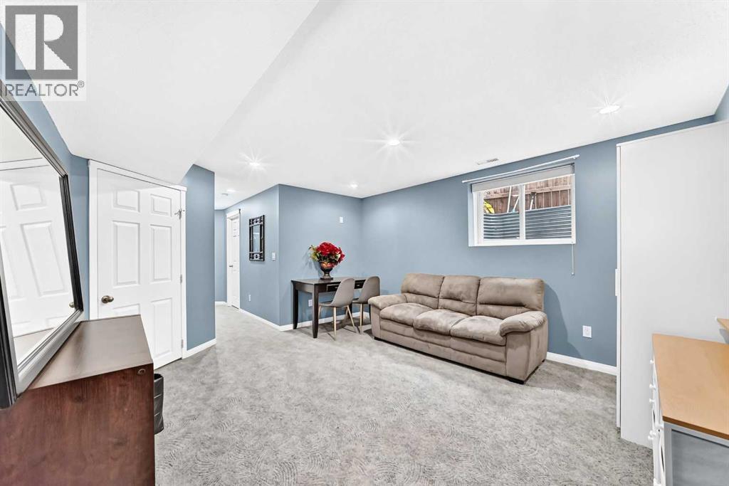 1037 New Brighton Gardens SE, Calgary — photo 33