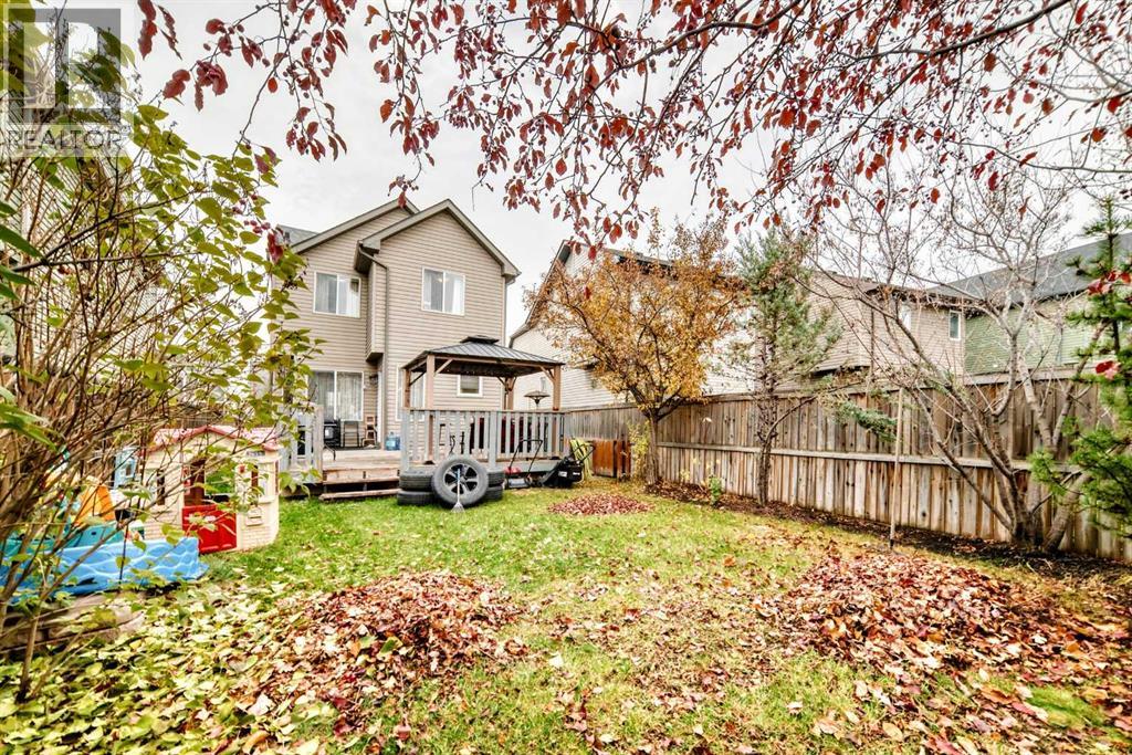 1037 New Brighton Gardens SE photo 42