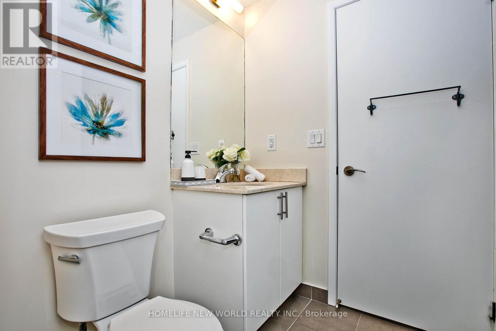 #836 830 LAWRENCE AVENUE W - 15