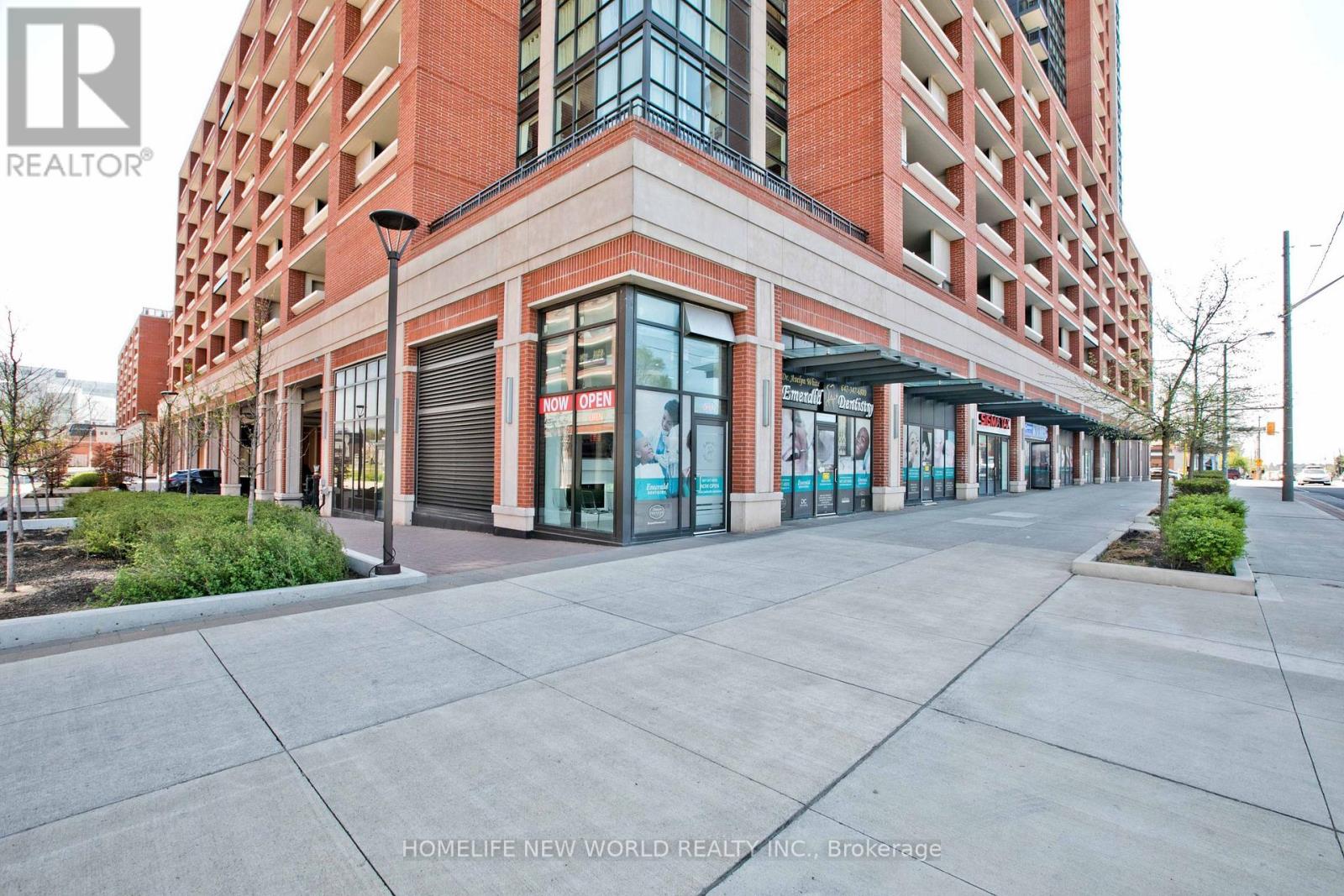 836 - 830 LAWRENCE AVENUE W, Toronto (Yorkdale-Glen Park) — photo 2