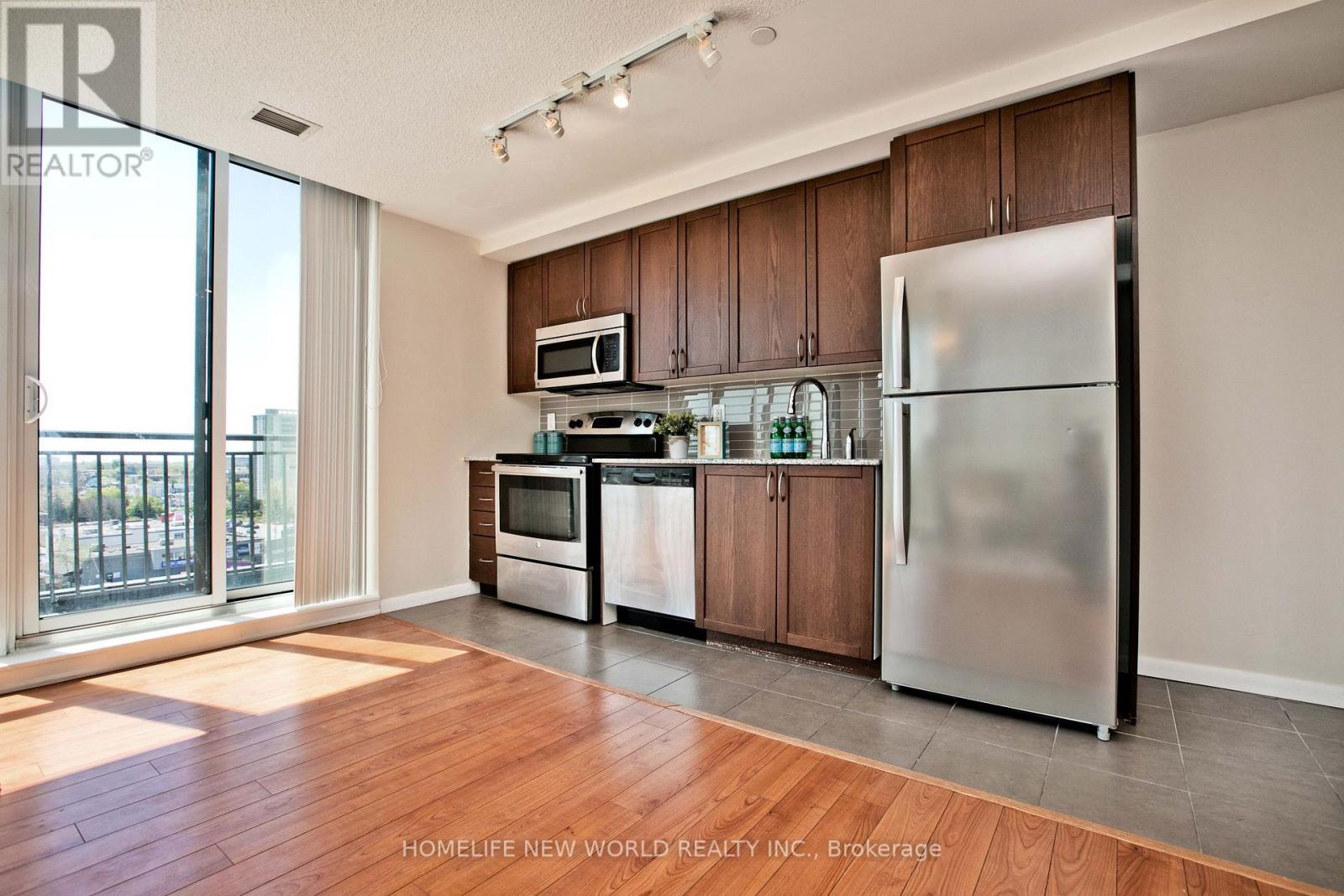 836 - 830 LAWRENCE AVENUE W, Toronto (Yorkdale-Glen Park) — photo 6