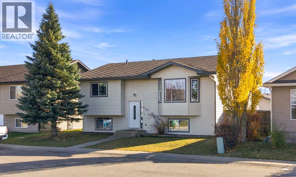 Photo of 1702 Strathcona Place, Strathmore