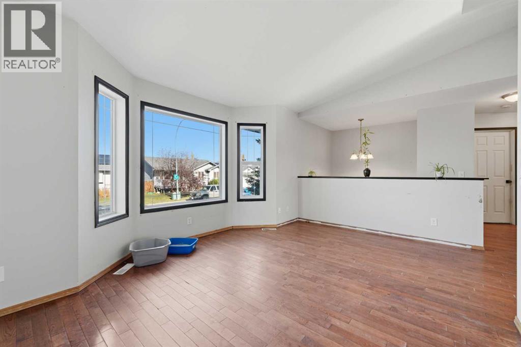 1702 Strathcona Place, Strathmore — photo 5