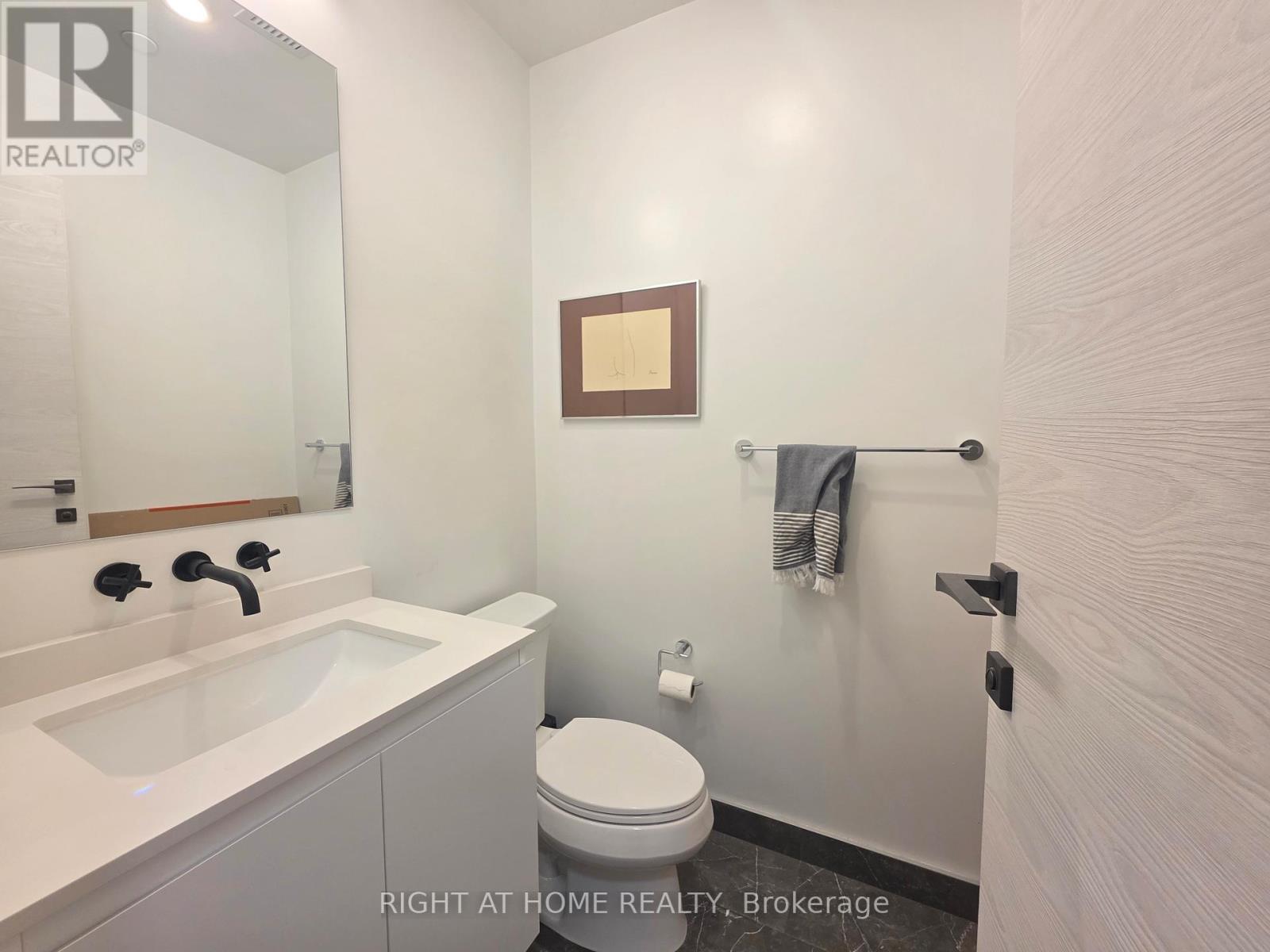 703 - 33 FREDERICK TODD WAY N, Toronto (Leaside) — photo 12