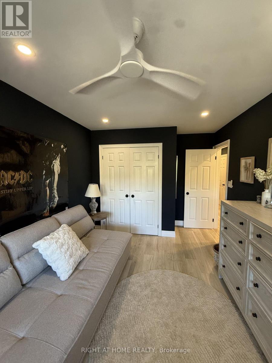 UPPERFLOOR - 385 MARY STREET N, Oshawa (O'Neill) — photo 8