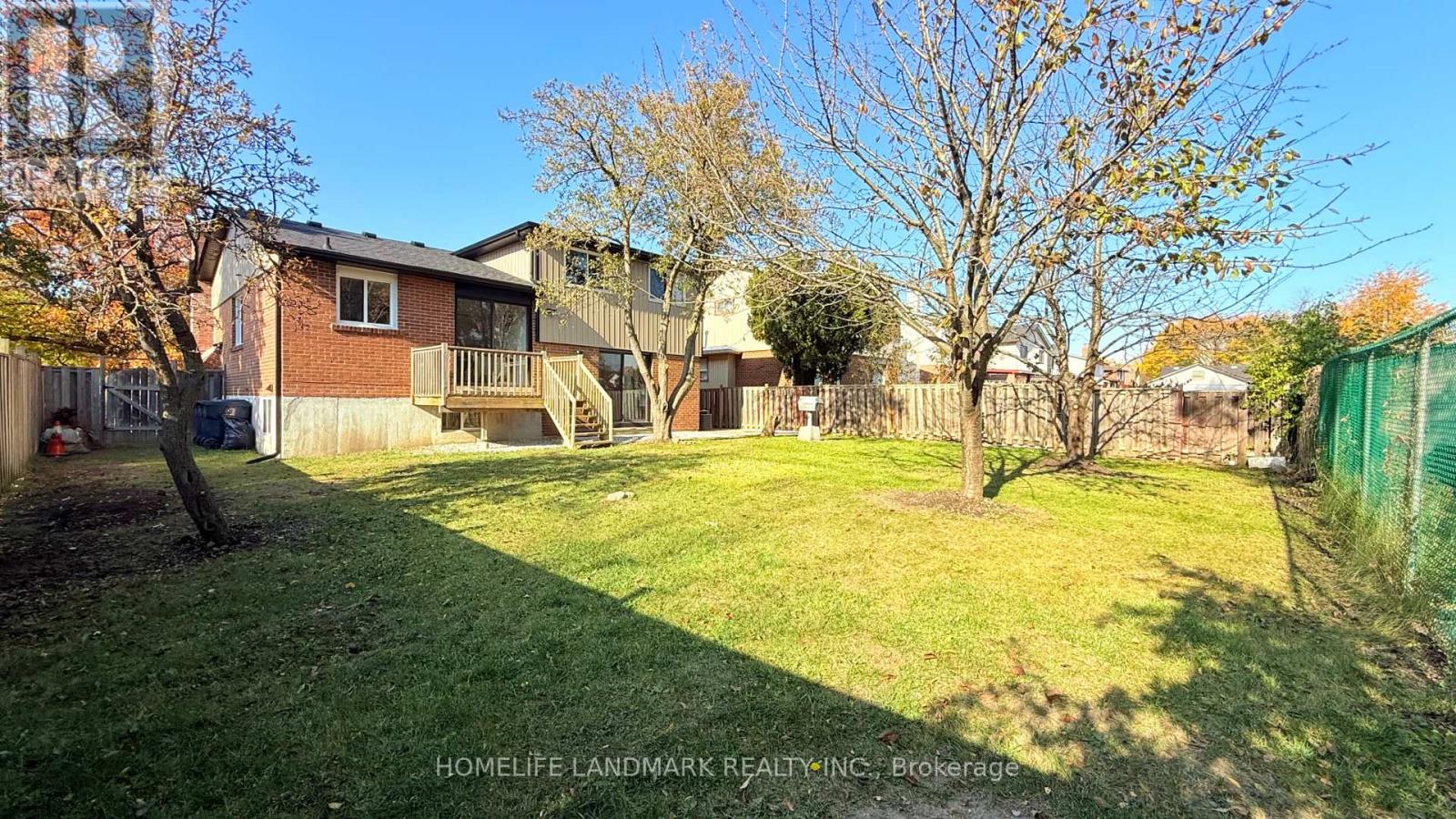 1 ALEXMUIR BOULEVARD - 36