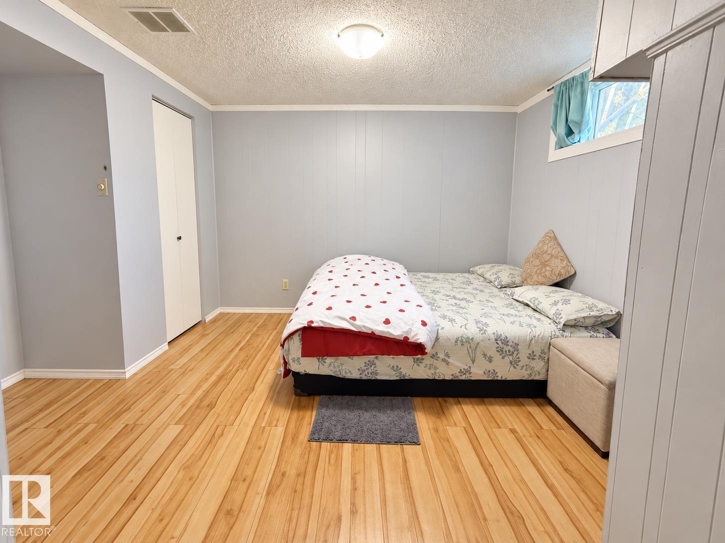 8412 35 AV NW, Edmonton — photo 15
