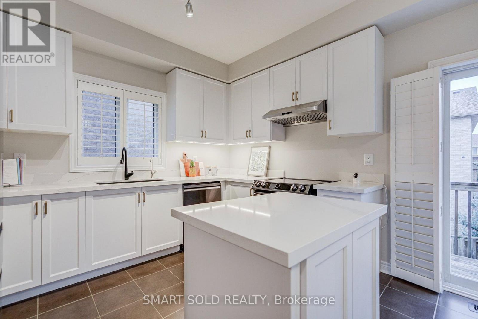 87 SPRING ARBOUR ROAD - 21