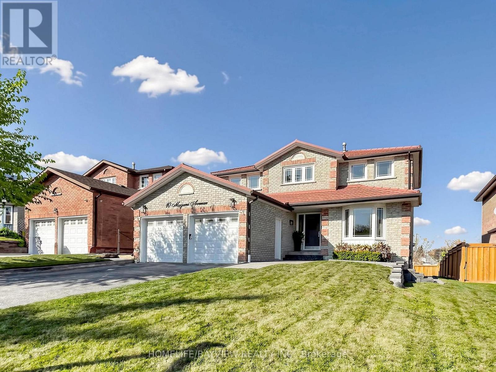 10 MAGANI AVENUE, Bradford West Gwillimbury (Bradford) — photo 2