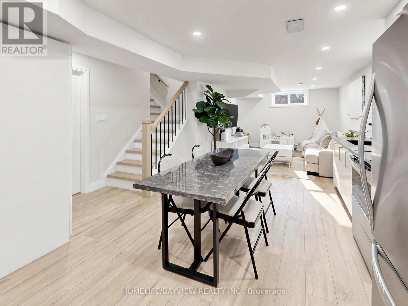 10 Magani Avenue, Bradford West Gwillimbury photo 33