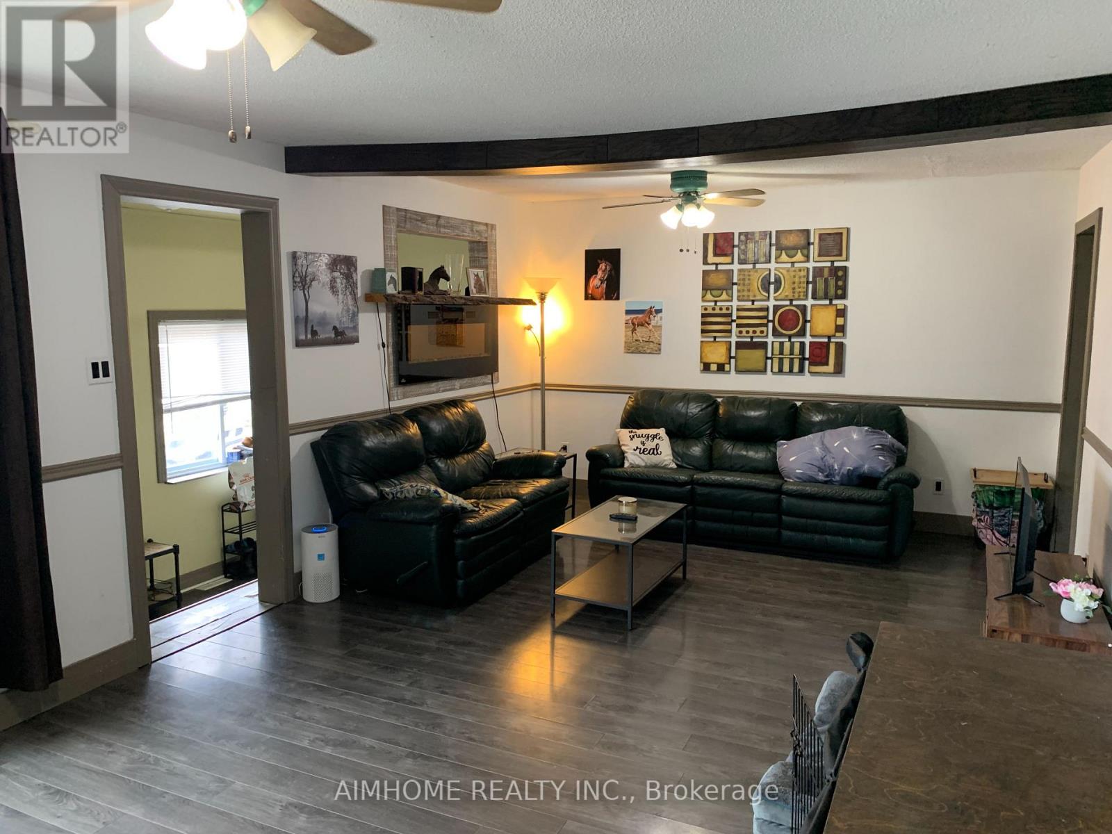 303 ANNSHIELA DRIVE, Georgina (Keswick South) — photo 3