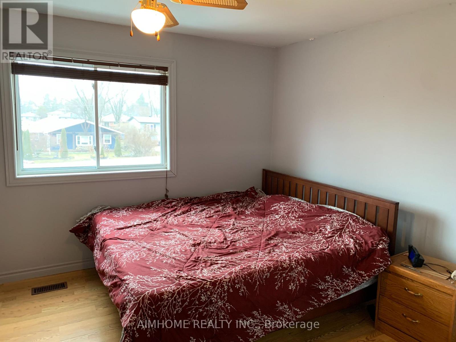 303 ANNSHIELA DRIVE, Georgina (Keswick South) — photo 5