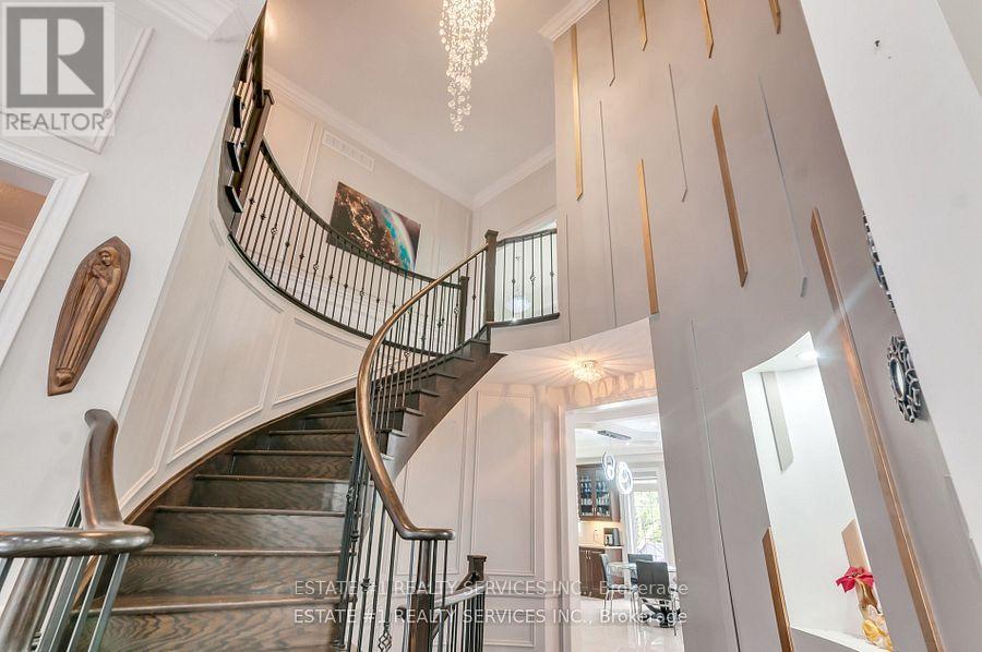 7 ASTRANIA WAY, Brampton (Credit Valley) — photo 2