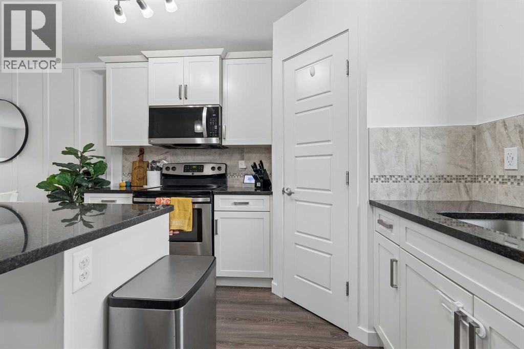 Property photograph 11 for MLS A2355129