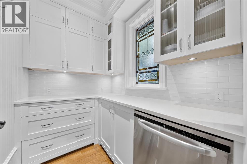 Photo 11 of 2937 W 45TH AVENUE